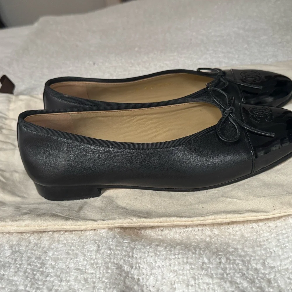 Chanel Black Leather Ballet Flats with Patent Toe